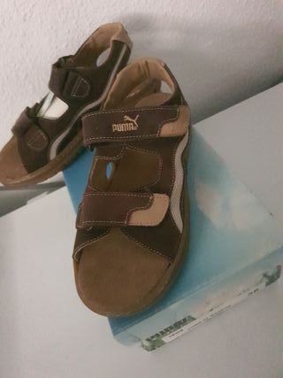 Sandalias Puma Marrones y Beige