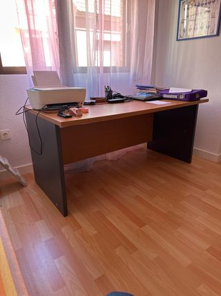 Mesa de despacho madera para recoger