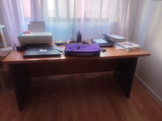 Mesa de despacho madera para recoger