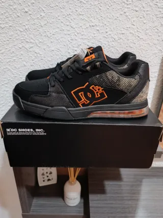 DC Shoes Versatile Negro Naranja