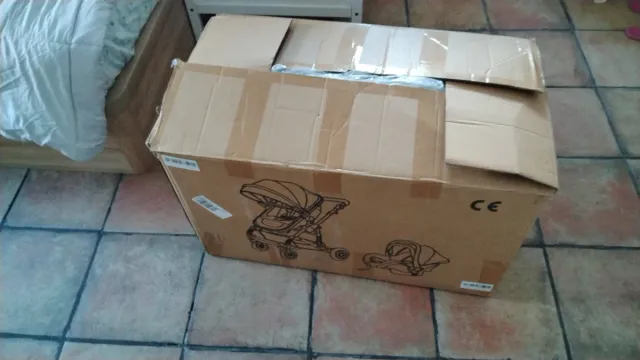 Carrito de bebé y silla de coche