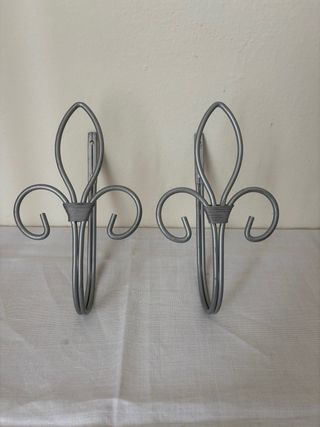 Ganci appendiabiti stile Fleur-de-lis in metallo