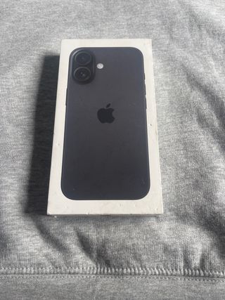 Custodia nera originale per iPhone 16