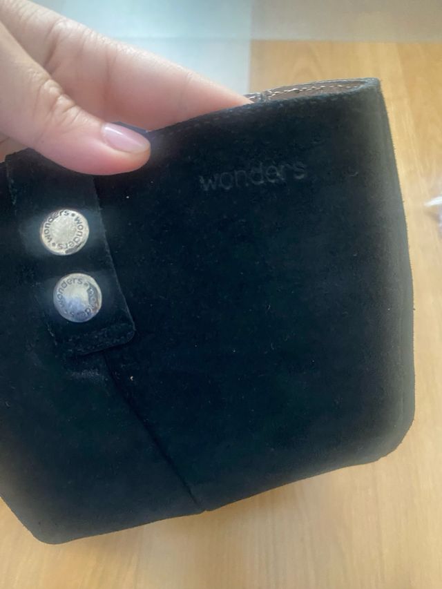 Botas altas Wonders negras talla 37