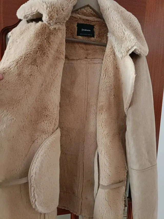 Cazadora Biker Stradivarius Beige Talla M