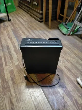 Trituradora de Papel Pavo Negra