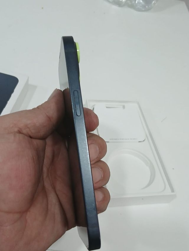 iPhone 13 256GB Azul Nuevo Sin Golpes