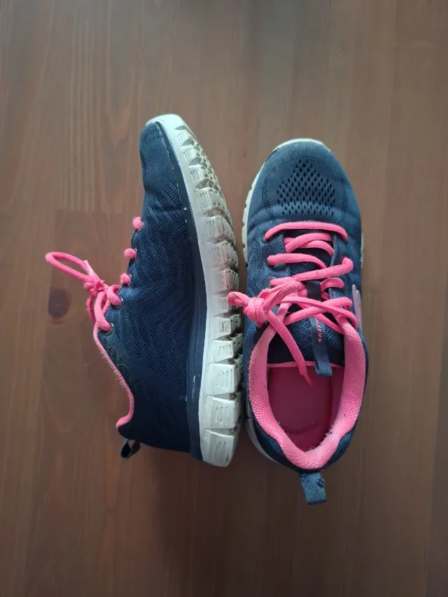 Zapatillas Skechers Talla 36.5 Azul y Rosa