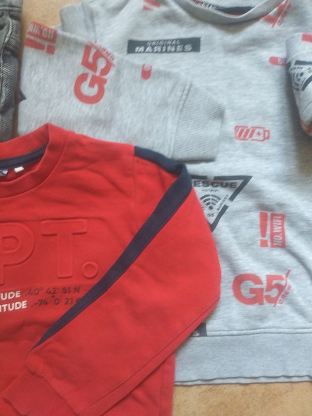 Set bambino jeans e felpe