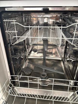 Nevera y Lavavajillas