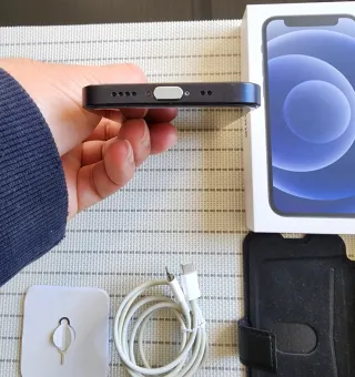 Vendo o cambio  iPhone 12 mini Azul oscuro