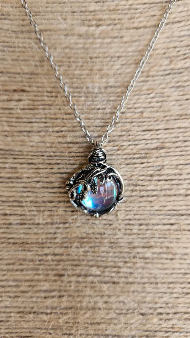 Colgante Luna Azul Hojas Plata