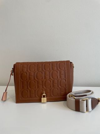Bolso CH Carolina Herrera Andy Camel Crossbody