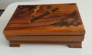 Caja Puros Musical Vintage Años 60