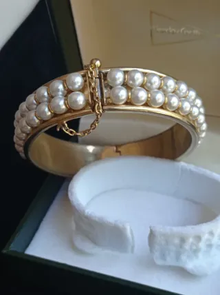 Brazalete antiguo perlas  baño de oro