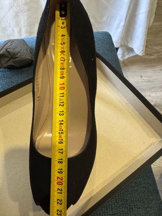 Tacones negros con brillos