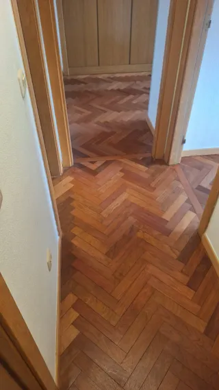 Instalación de tarimas y piso laminado