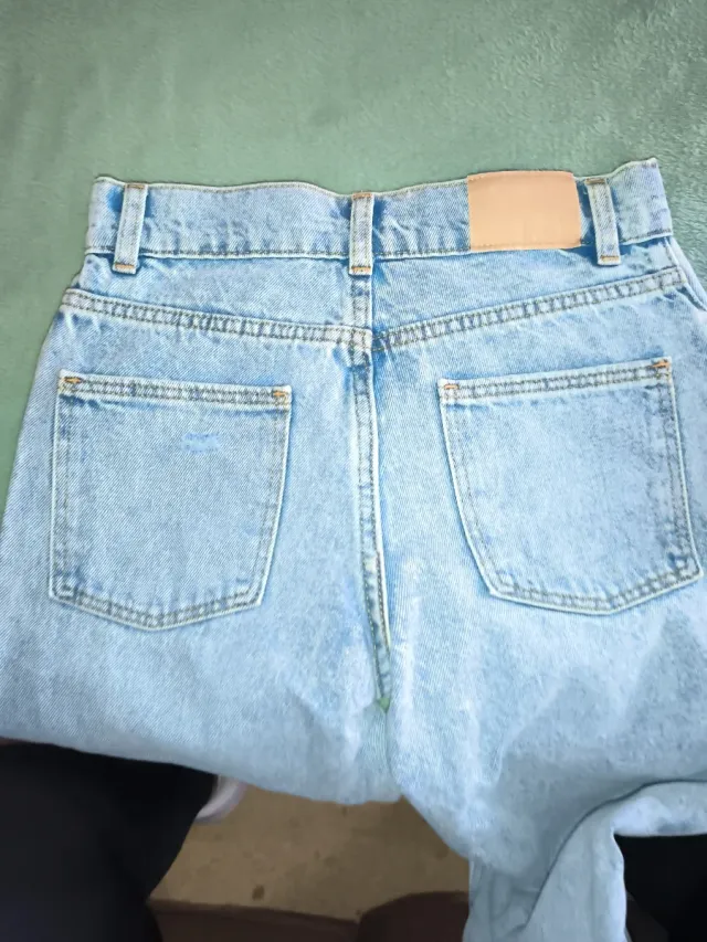 Pantalón vaquero Kiabi T.10