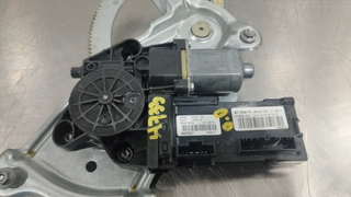 ELEVALUNAS DELANTERO DERECHO RENAULT SCENIC III (