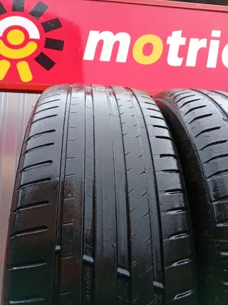2 neumáticos 235/60/18 107W MICHELIN PILOT SPORT 4