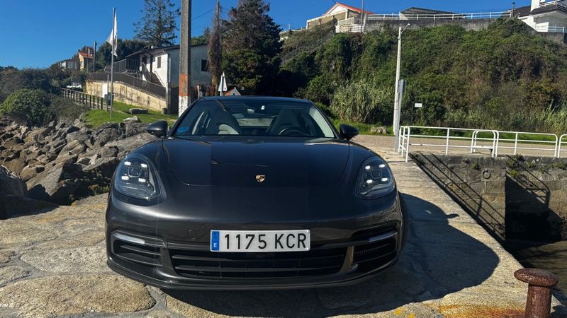 Porsche Panamera E-Hybrid - foto 1