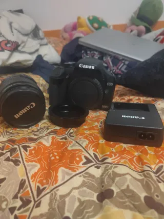 Canon EOS 500D SLR Cámara Kit