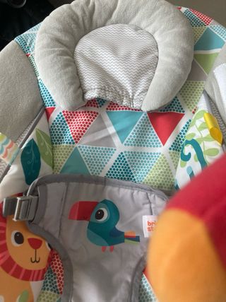 Hamaca bebé con música y movimiento