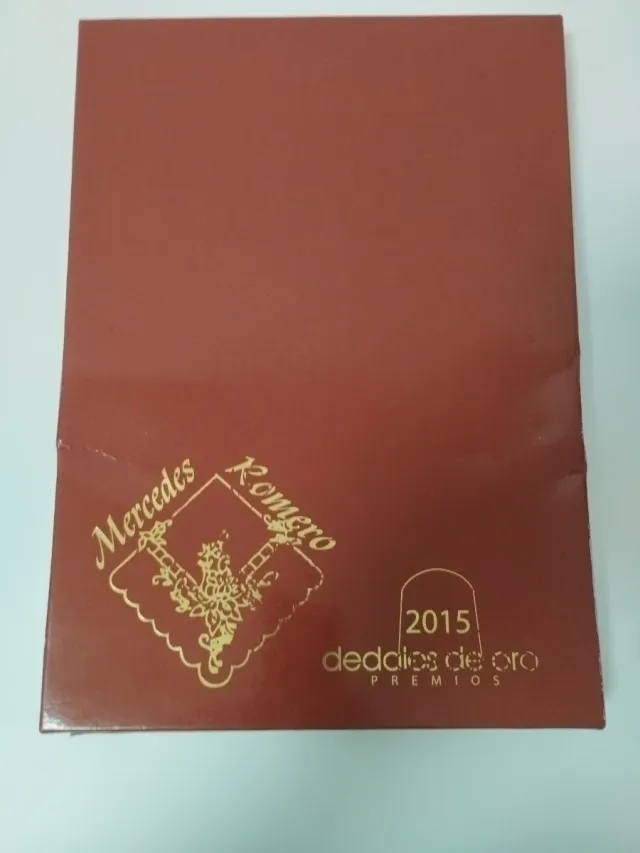 Floc Fallera Mercedes Romero Blanco