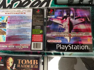 Cajas, carátulas y sellos para juegos PS1