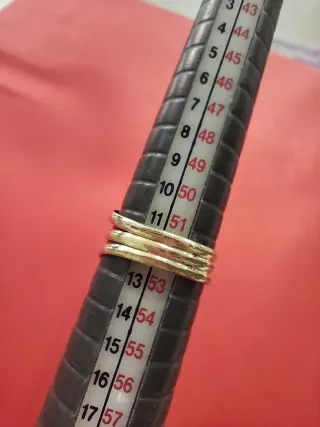 Anillo Gold Filled con Piedra Roja y Negra