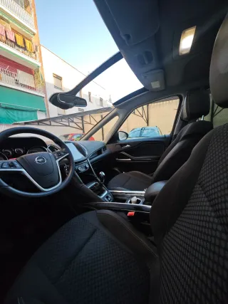 Opel Zafira Tourer 2015