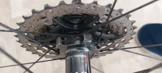 Shimano Dura-Ace CarbonP Aluminio 11V. Cas ultegra