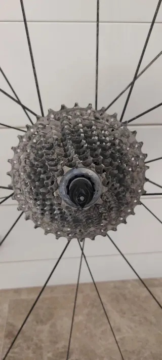 Shimano Dura-Ace CarbonP Aluminio 11V. Cas ultegra