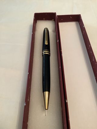 BOLIGRAFO MONTBLANC MEISTERSTÜCK, POCO USADO.
