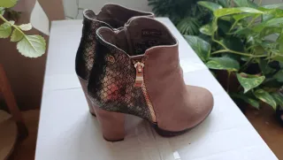 Botines Xti Marrón y Dorado Talla 38