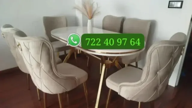 Mesa ovalada  con 6 sillas