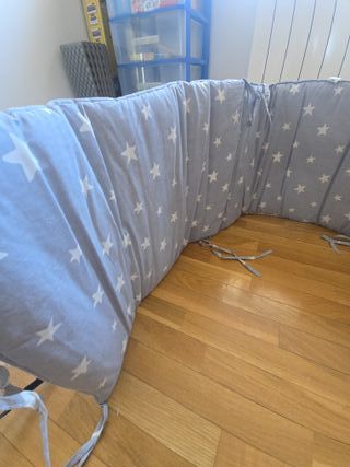 Chichonera cuna estrellas gris