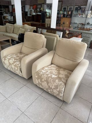 Sillones extensibles de tela beige