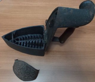 Plancha Antigua Hierro Forjado Vintage