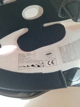 Casco Minnie Mouse niña Talla XS bici patines