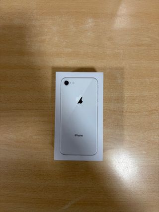 Custodia in argento per iPhone 8 64GB