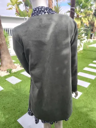 Chaqueta efecto piel sintética verde talla única