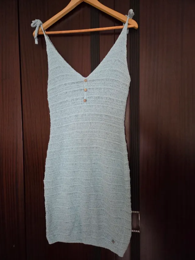Vestido crochet tirantes botones azul