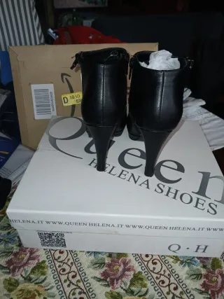 Tronchetti Queen Helena neri