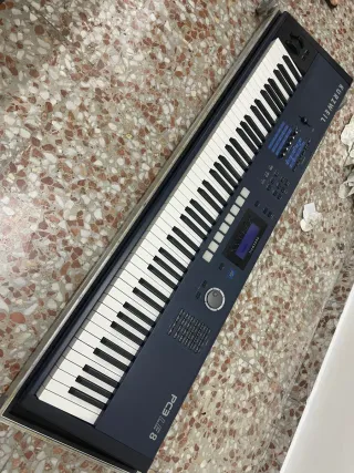 Teclado Kurzweil PC3 LE8