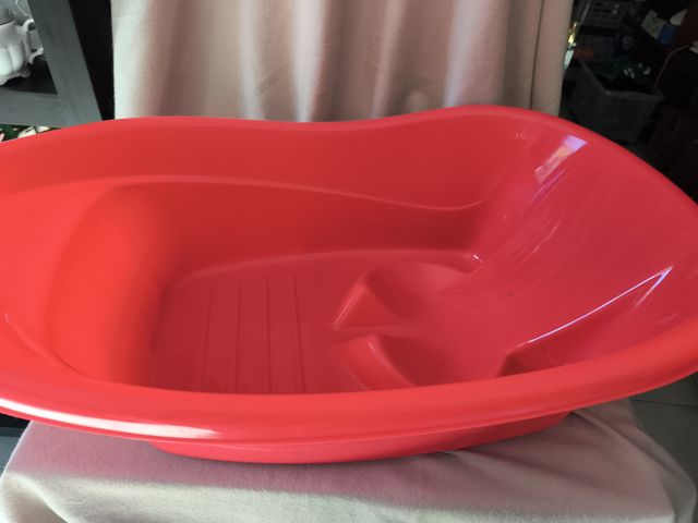 Bañera para bebé roja