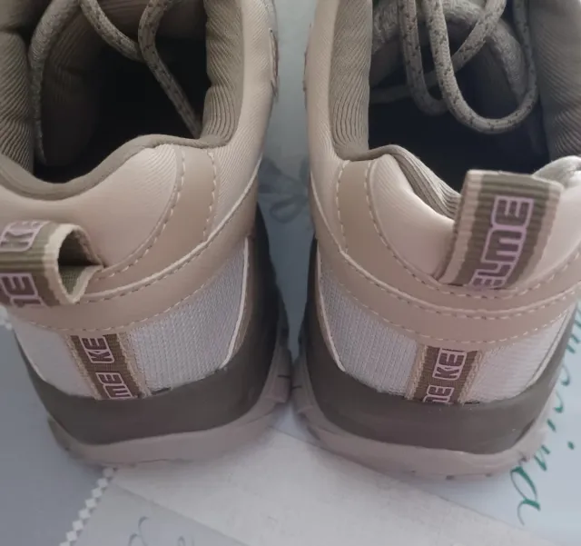 Zapatillas KELME Lefties Beige/Gris