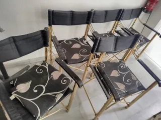 5 Sillas peluquería, 2 sillones reclinables