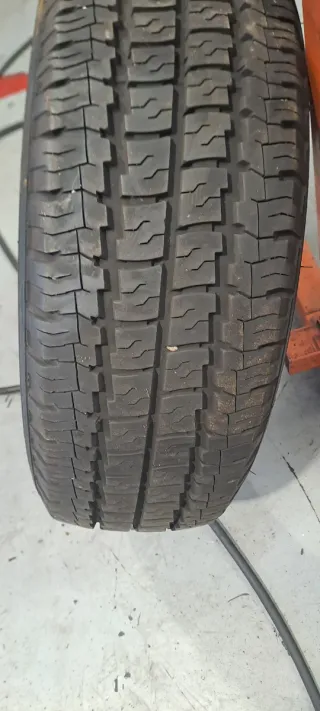 Neumáticos Riken 215/65 R16C