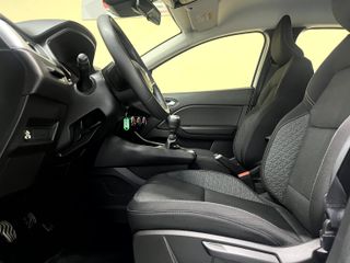 RENAULT CAPTUR 2023
